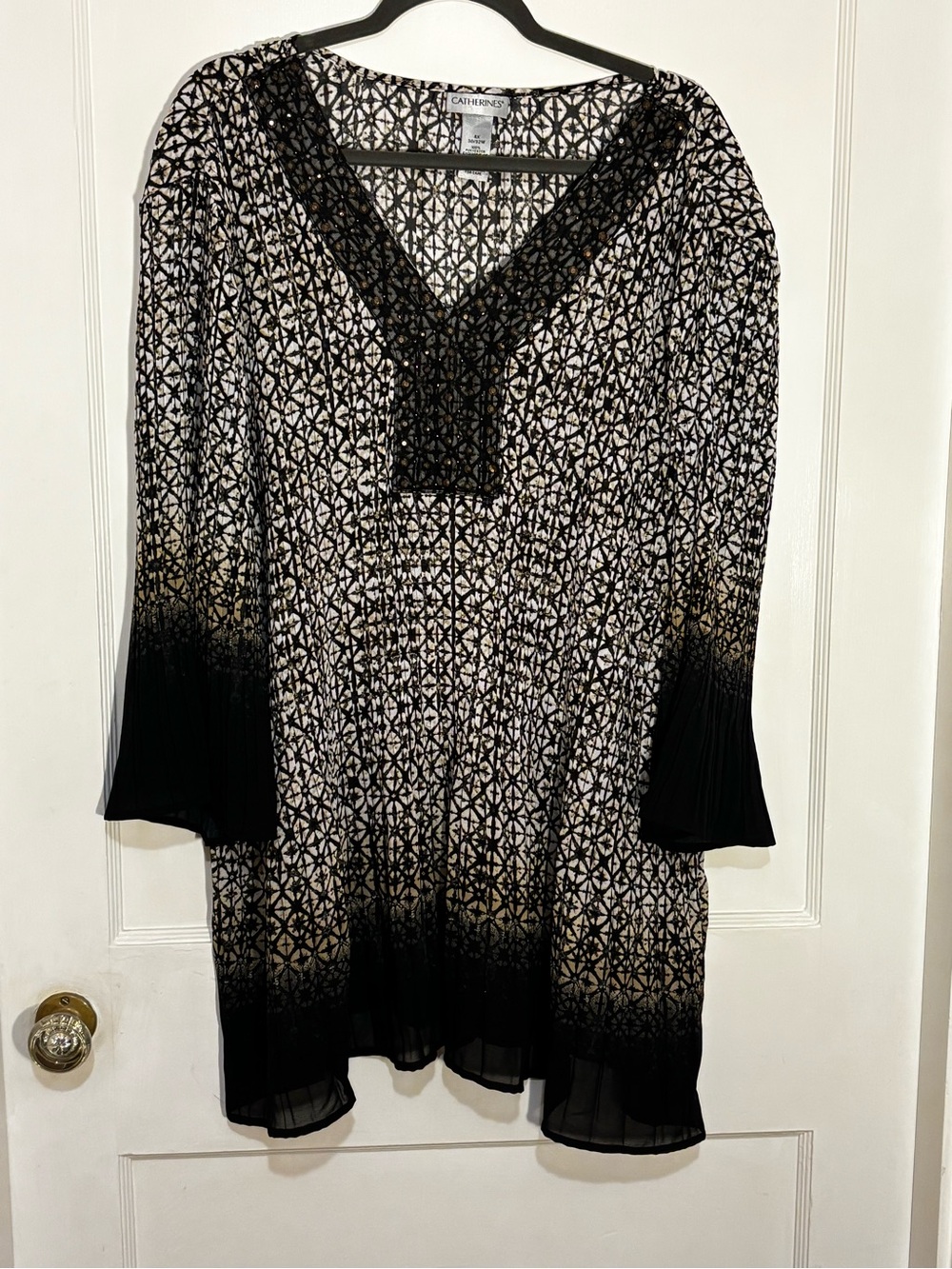 Catherines Black & Cream Geometric V-Neck Tunic with Lace Trim